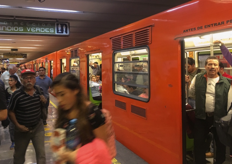 Metro cerrará temporalmente accesos de estación Hidalgo