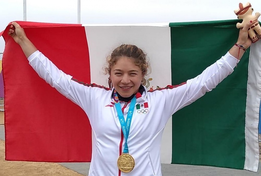 Beatriz Briones conquista el oro en canotaje de Lima 2019