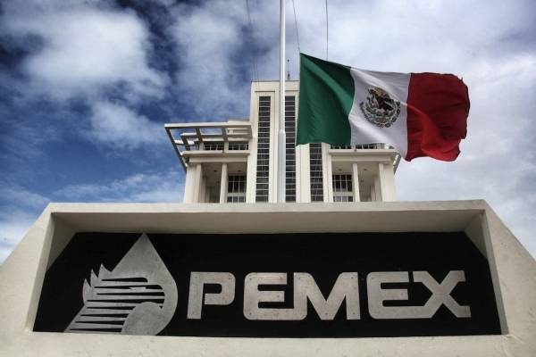 Sancionan a exfuncionario de Pemex por compra de Agronitrogenados