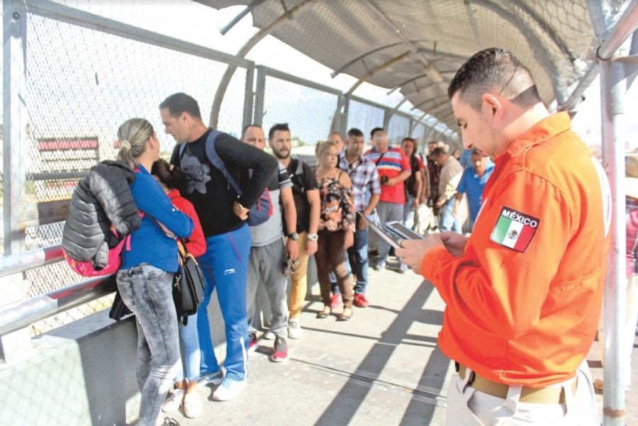 Crecen 800% entrega de visas humanitarias