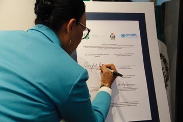 CDMX firma convenio con Italia para reinserción laboral de personas privadas de su libertad