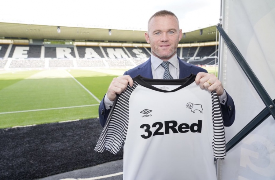 Wayne Rooney, firma con el Derby County como jugador-entrenador