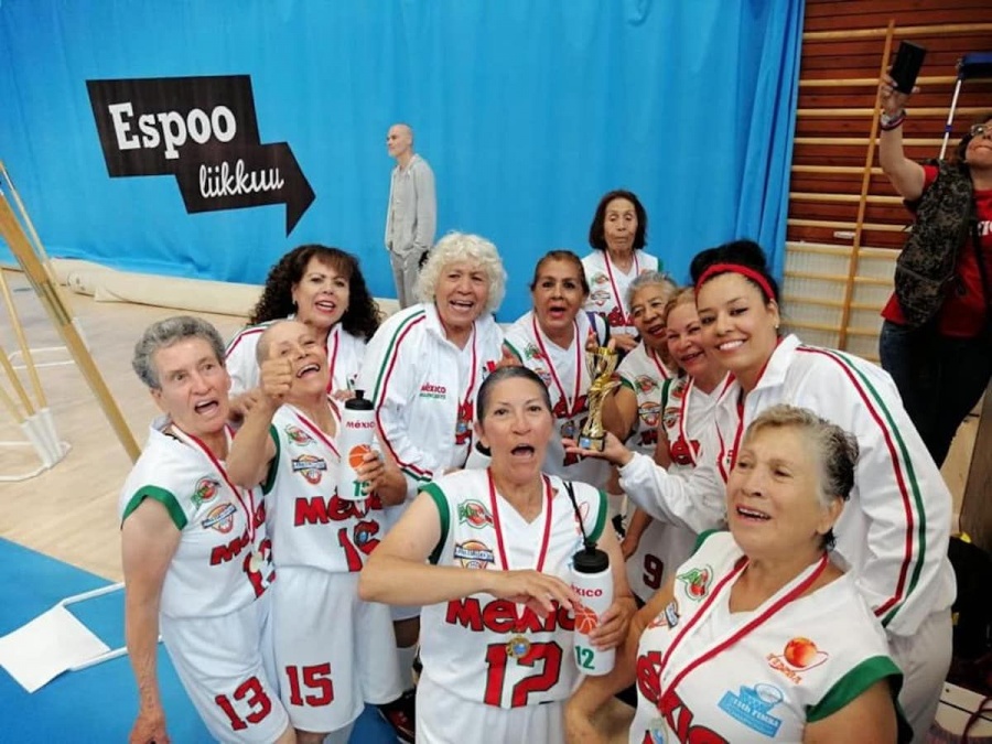 Mexicanas en categoría de 65 años ganan mundial de Basquetbol en Finlandia