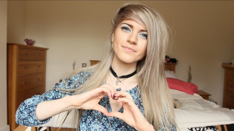 Desaparece la youtuber británica Marina Joyce