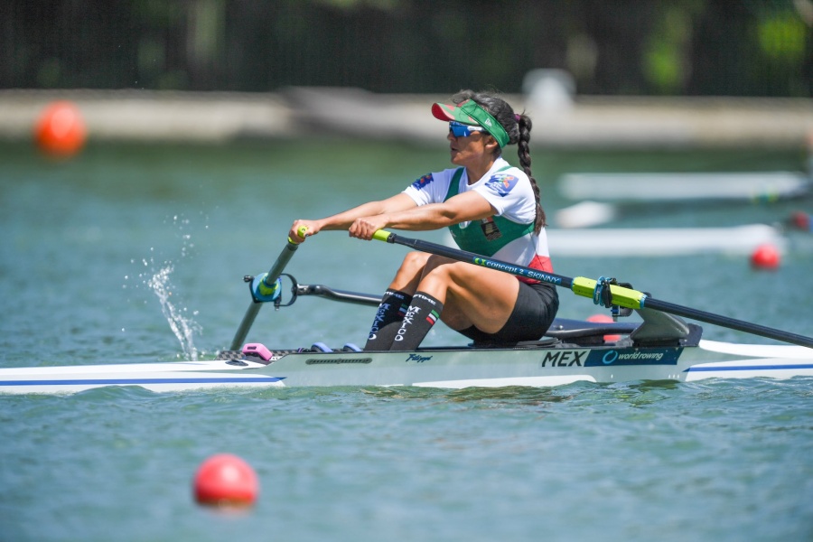 Kenia Lechuga cumple y le da oro a México en remo de Panamericanos