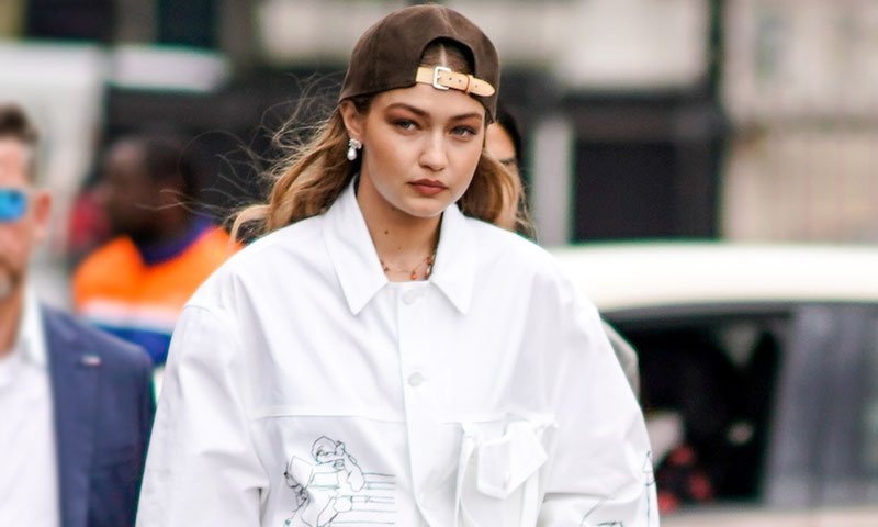 Gigi Hadid defiende su derecho a hablar mal de Mikonos