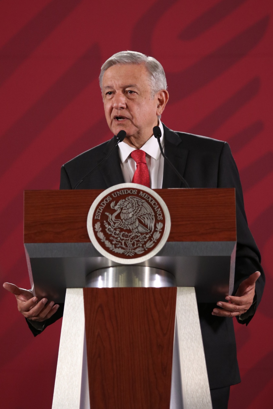 Constitución Moral no es asunto religioso: AMLO