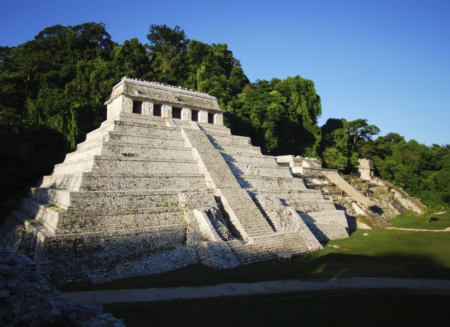 Patrimonio arqueológico no será dañado en trazo del Tren Maya: Diego Prieto