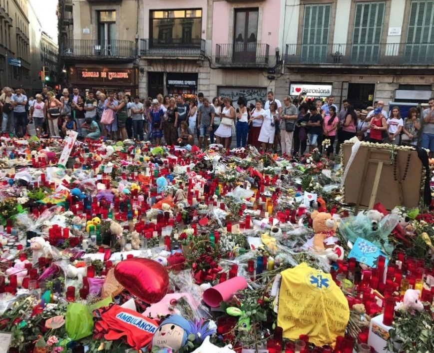 A dos años, Barcelona recuerda a víctimas de atentados