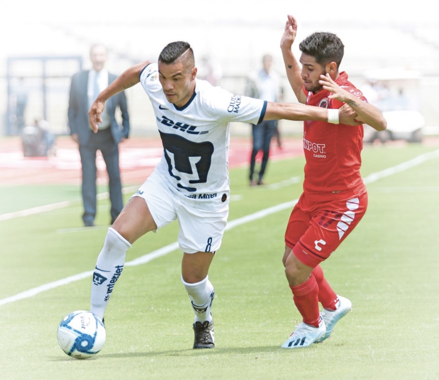 Pumas hunde a Tiburones con 31 derrotas seguidas