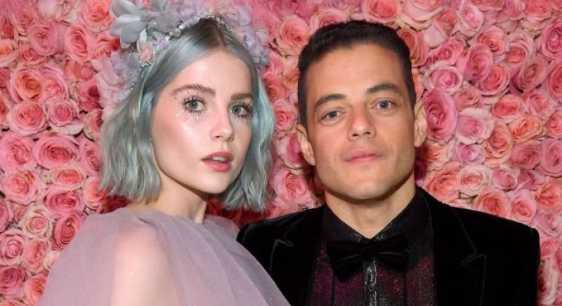 Rami Malek le regala desodorantes de Goop a su novia