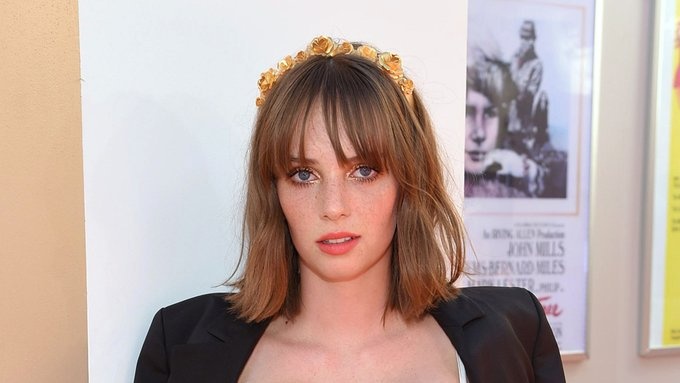 Maya Hawke desvela dos sencillos inéditos tras triunfar como actriz