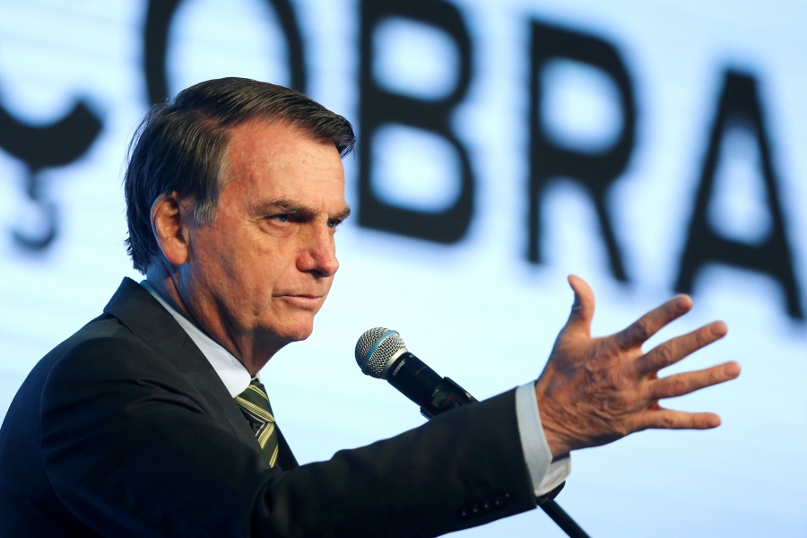 Bolsonaro culpa a ONG de incendios en el Amazonas