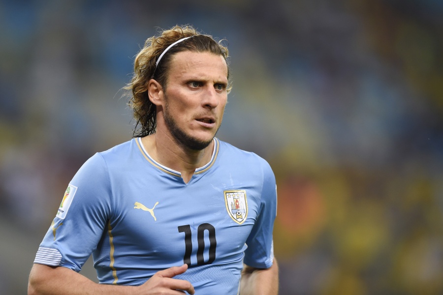 Diego Forlán revela que América y Cruz Azul intentaron ficharlo