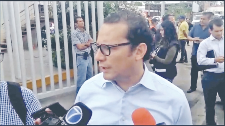 Alcalde de SLP pone a bachear a vecinos