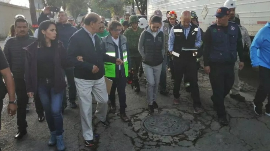 Desalojan zona de toma clandestina en Iztacalco