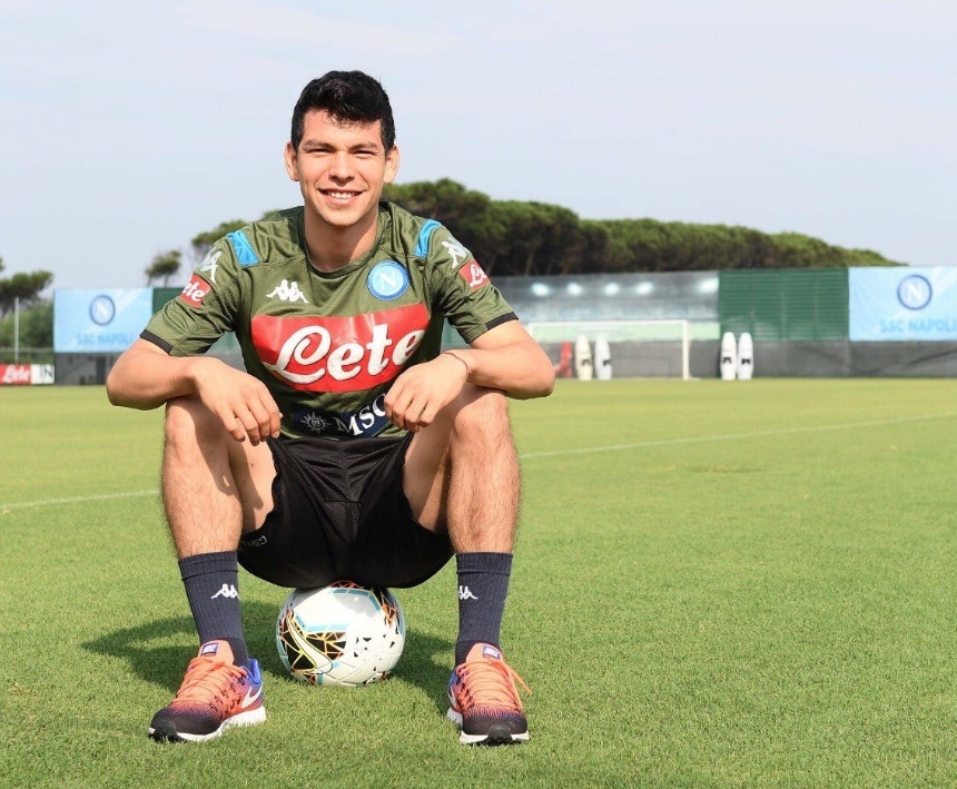 “Chucky” Lozano será presentado mañana con el Napoli