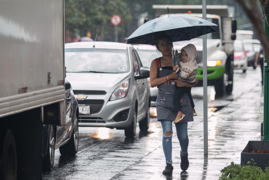 Persistirán las lluvias fuertes y chubascos en Valle de México