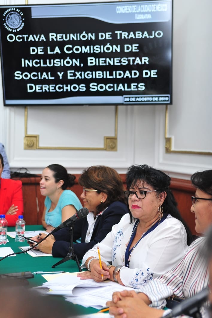 Proponen crear una cartilla de derechos de las personas adultas mayores