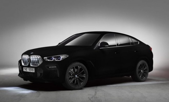 VIDEO: BMW presenta el automóvil más oscuro del mundo