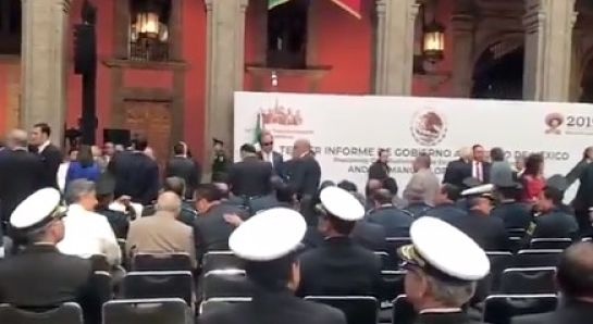 Comienza llegada de invitados a Palacio Nacional por Informe de AMLO