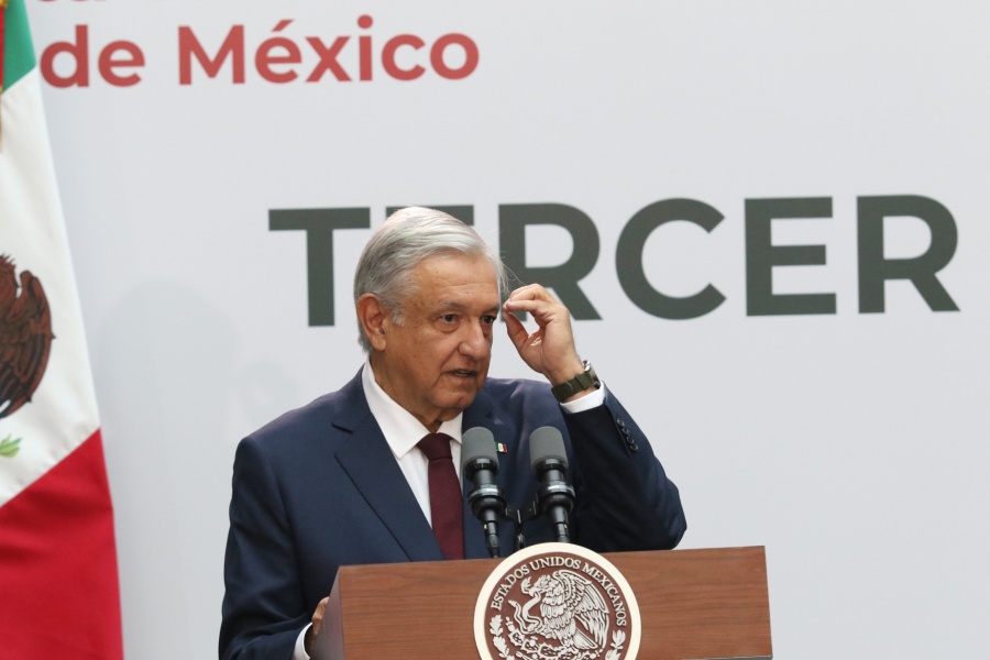 Hacemos todo para encontrar a estudiantes de Ayotzinapa: AMLO