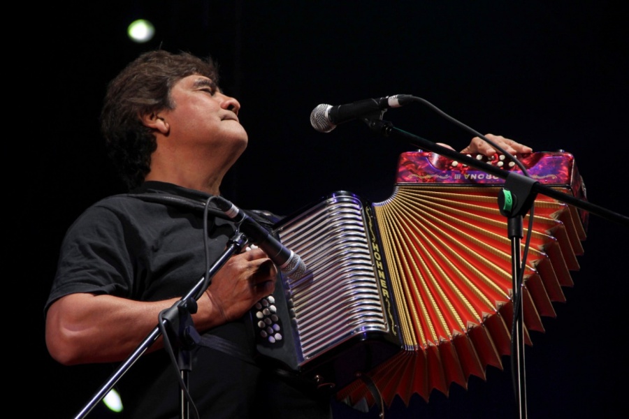 Rendirán homenaje a Celso Piña durante fiestas patrias en Los Pinos