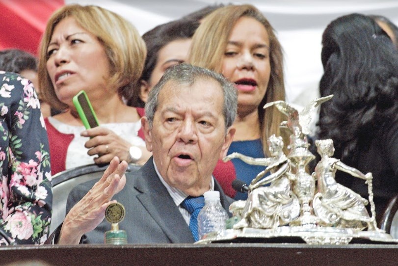 Porfirio deja presidencia en Cámara de Diputados