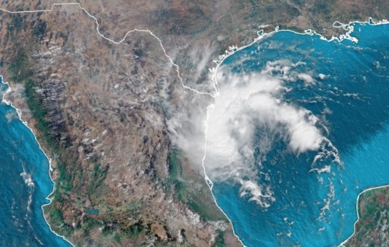 Suspenderán clases en Nuevo León y Tamaulipas por tormenta “Fernand”