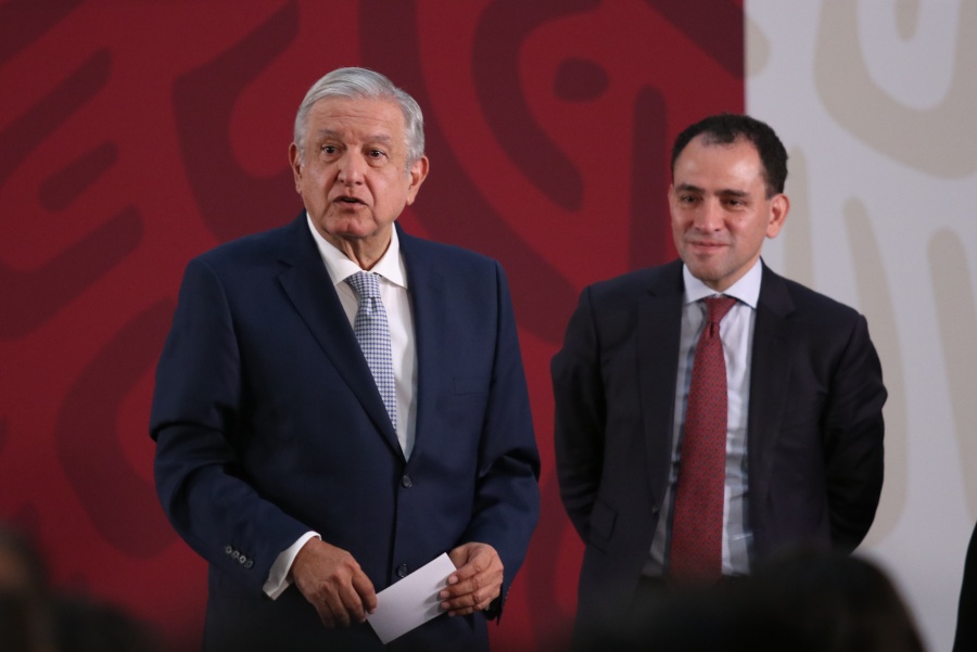 Reitera AMLO que deben pedir disculpa los que aprobaron la reforma energética