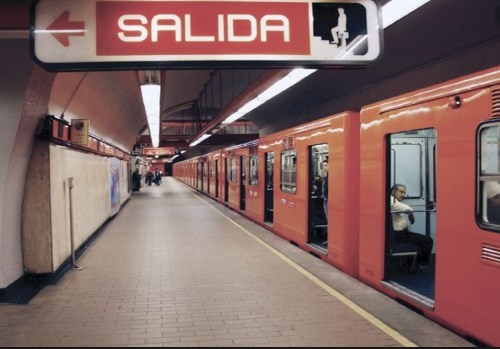 Evitan suicidios en el metro con estrategia psicológica