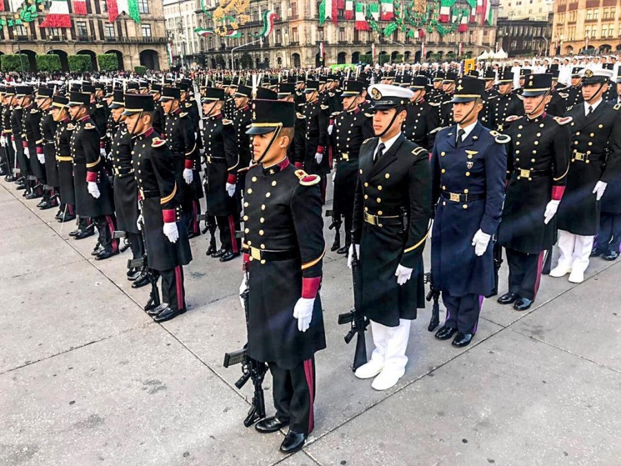 Culmina desfile cívico militar; estuvo la Guardia Nacional