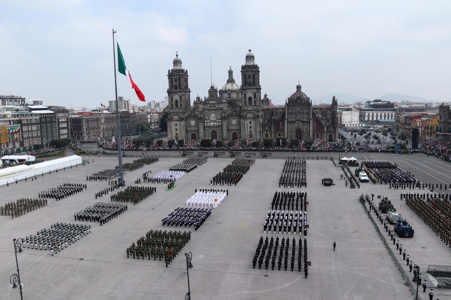 A pesar de accidente de paracaidista, reportan “saldo blanco” tras Desfile Militar