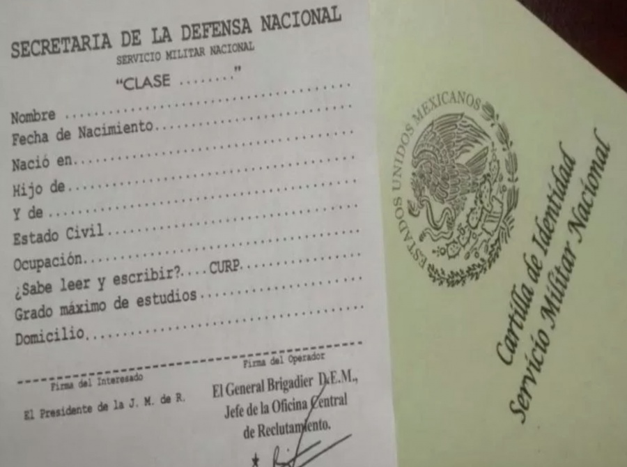 Proponen que no sea necesario la Cartilla Militar para salir del país
