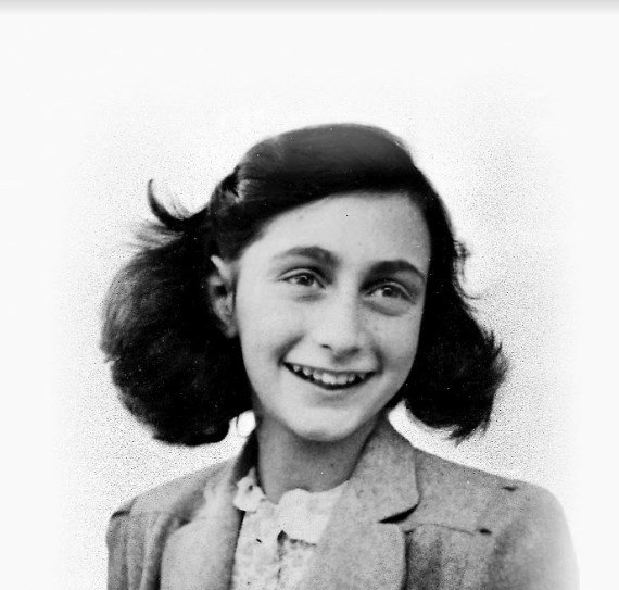 Con homenaje a Ana Frank y Primo Levy, arranca Feria Del Libro Judío