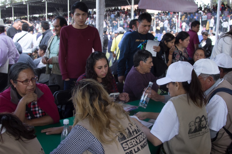 Niegan uso de programas sociales para promoción personal