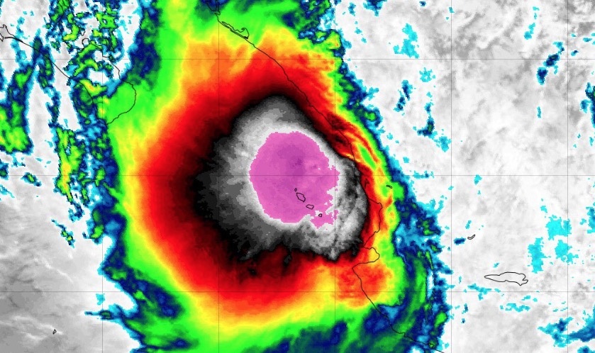 “Narda” se fortalece y se convierte nuevamente en tormenta tropical