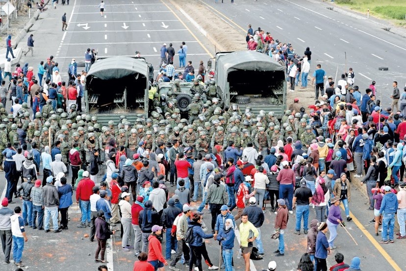 Matan a 1 en protestas por aumento de gasolina en Ecuador