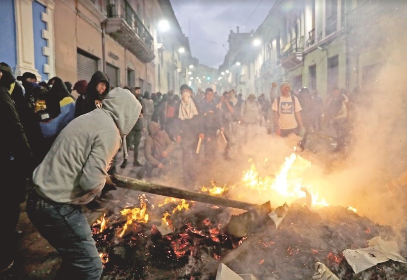 Lenín Moreno arresta a 477 por protestar