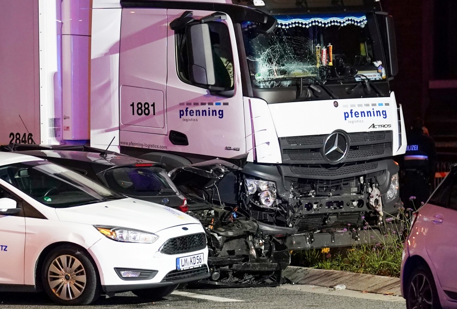 Presunto ataque terrorista con un camión en Alemania deja nueve heridos