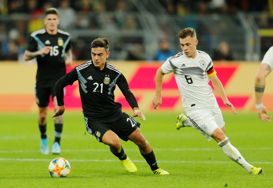 Alemania se deja empatar por Argentina en amistoso