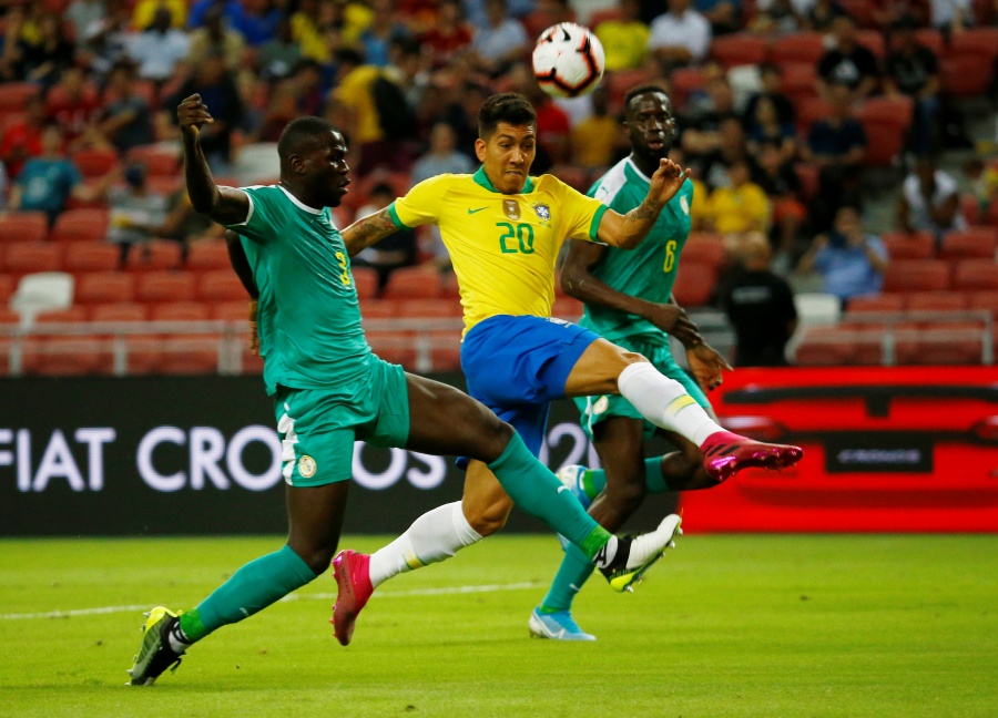 Brasil no puede con Senegal en amistoso en Singapur