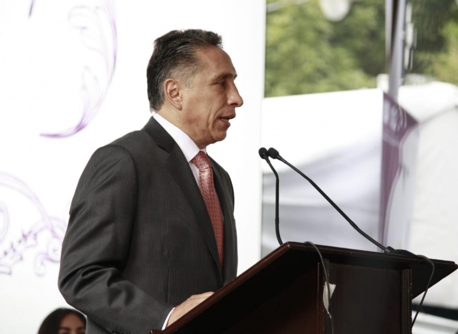 Manuel Negrete se suma a proyecto de AMLO