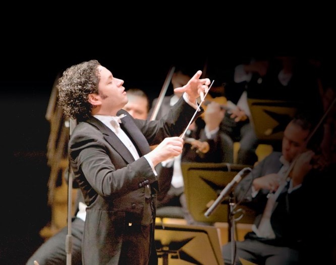 Dudamel celebra los 85 del Palacio de Bellas Artes con 2 conciertos