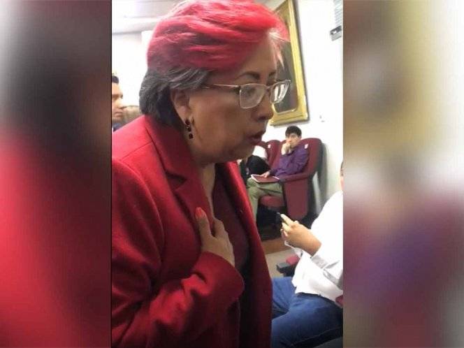 Nombran a diputada de Morena como  #LadyButacas por pelear asiento