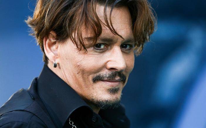 Johnny Depp llega a acuerdo en juicio contra exabogado