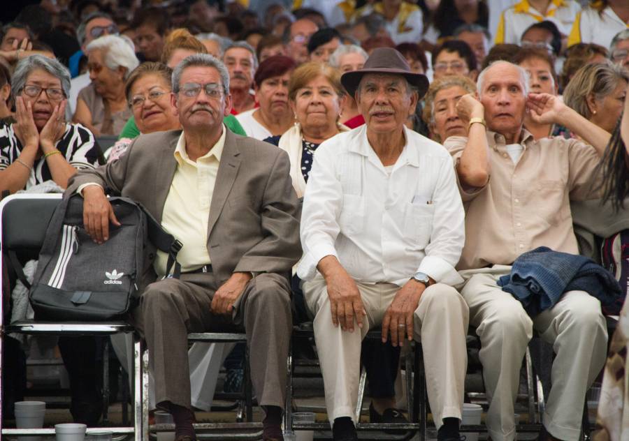 Anuncia AMLO que pensión para adultos mayores se incrementará de acuerdo a la inflación