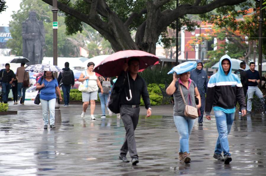 Prevén lluvias dispersas este jueves en el Valle de México - ContraRéplica