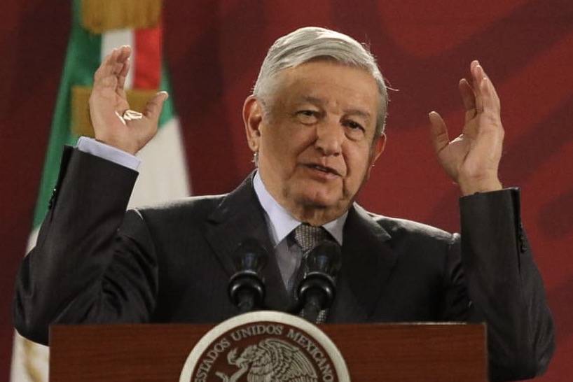 Aclara AMLO que no busca desaparecer órganos autónomos; acusa PAN coptación de esas instituciones