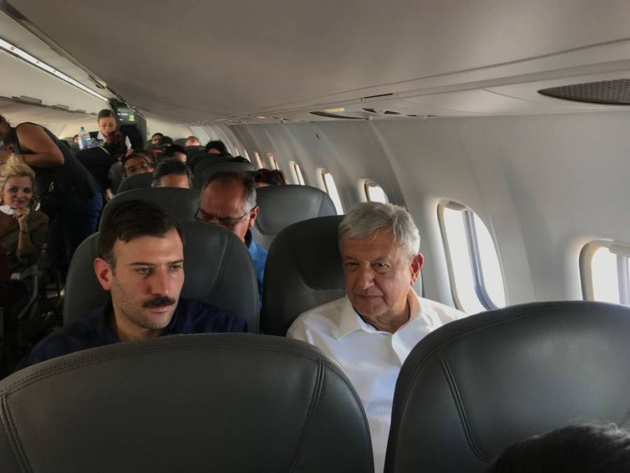 Piloto pide a AMLO reconsiderar decisión de aeropuerto de Texcoco